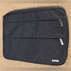 Voova: Dark Gray Laptop/Tablet Case
